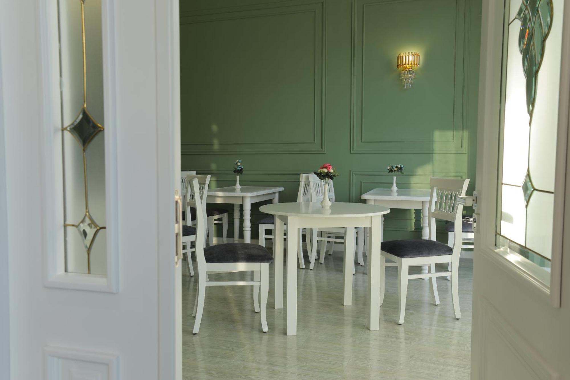 Resident Hotel Ташкент Экстерьер фото
