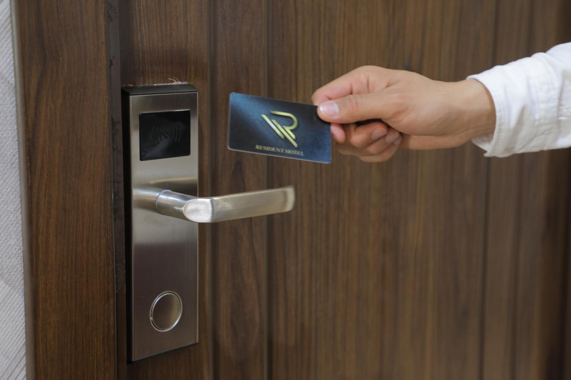 Resident Hotel Ташкент Экстерьер фото