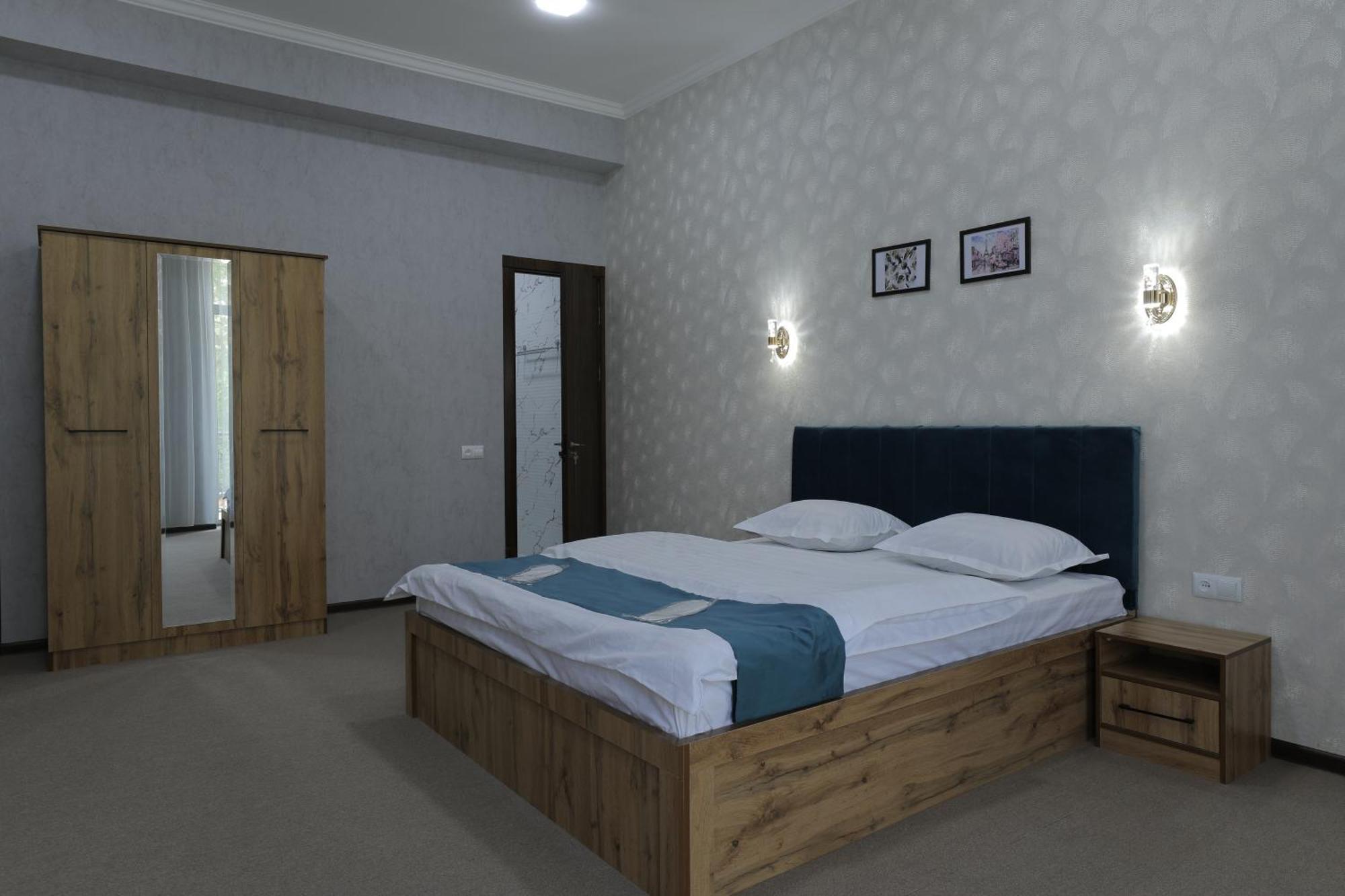 Resident Hotel Ташкент Экстерьер фото