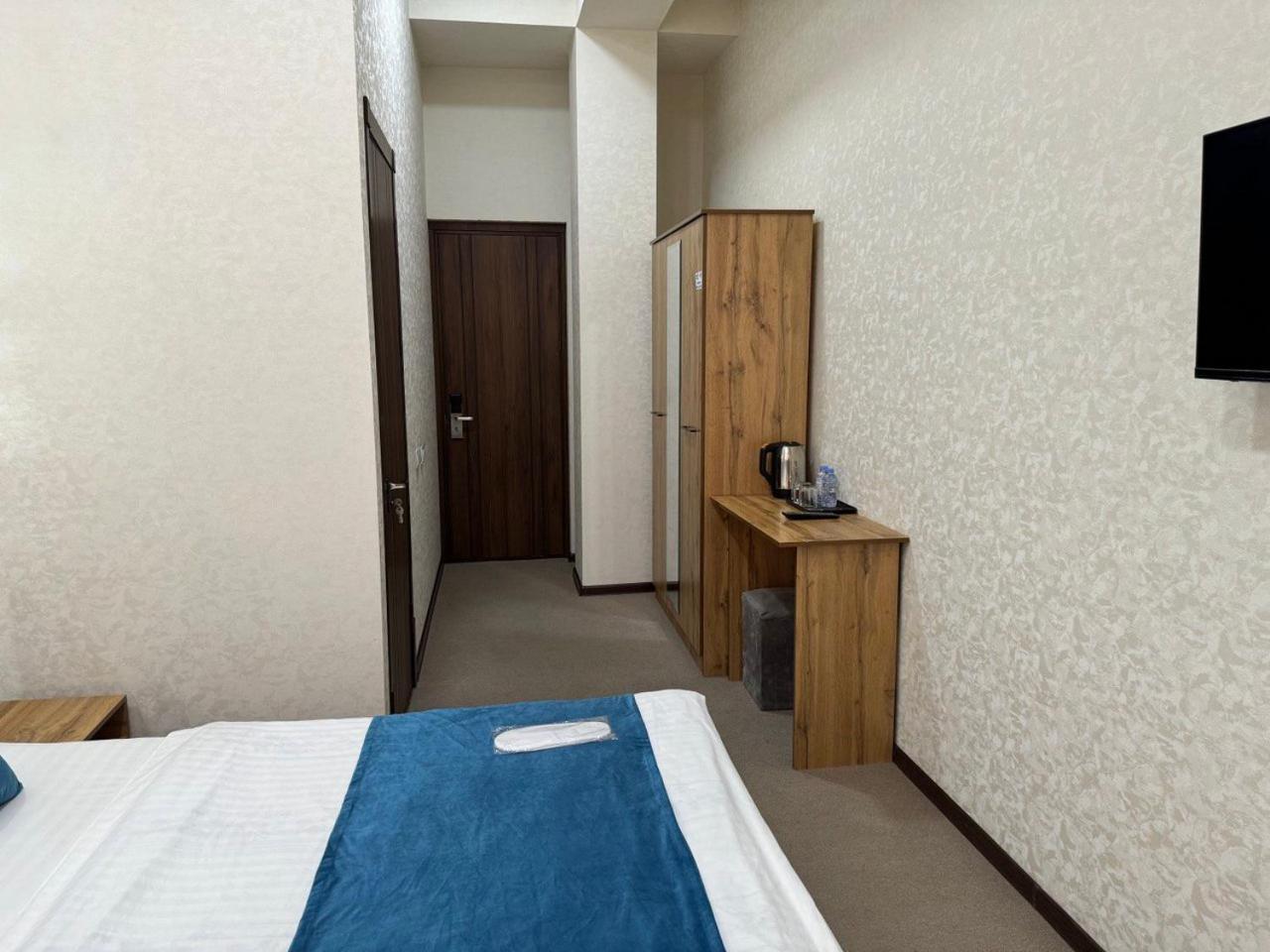 Resident Hotel Ташкент Экстерьер фото